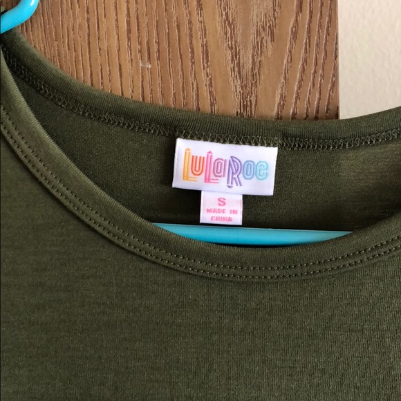 Lularoe Maurine - Picture 2 of 3